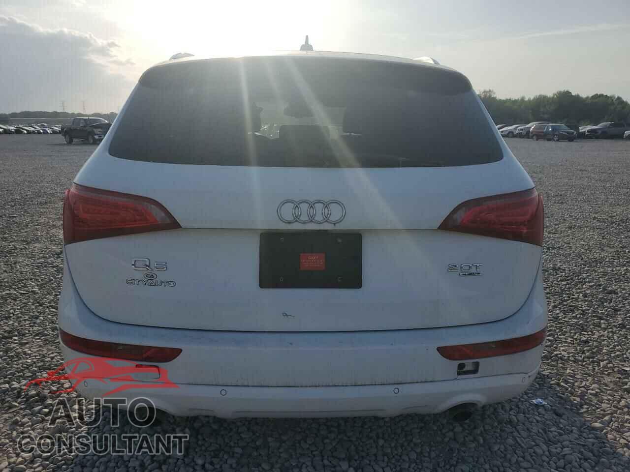 AUDI Q5 2012 - WA1LFAFP2CA026257