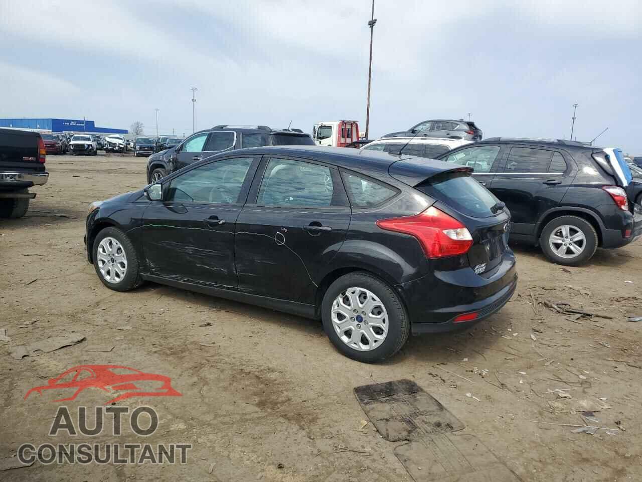 FORD FOCUS 2012 - 1FAHP3K22CL457335