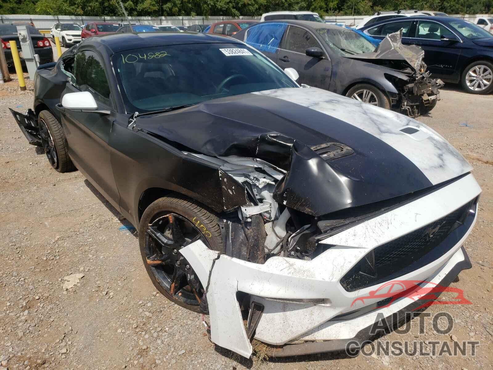 FORD MUSTANG 2018 - 1FA6P8CF8J5104282