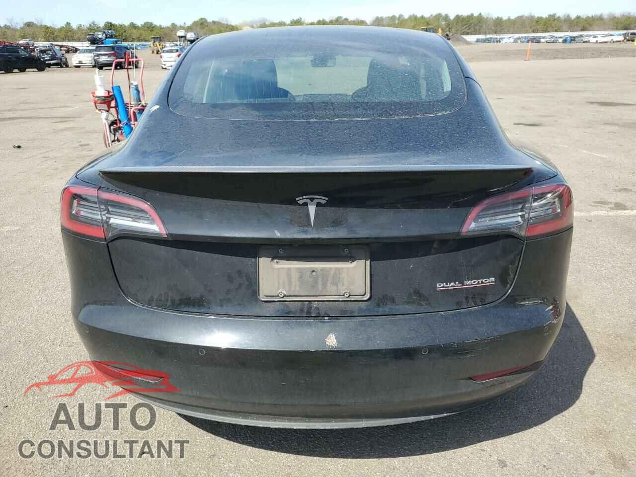 TESLA MODEL 3 2019 - 5YJ3E1EB6KF392727