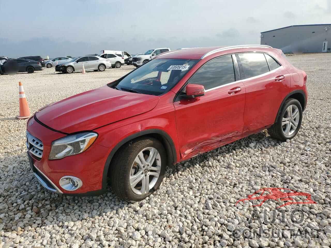 MERCEDES-BENZ GLA-CLASS 2018 - WDCTG4EB9JJ491538