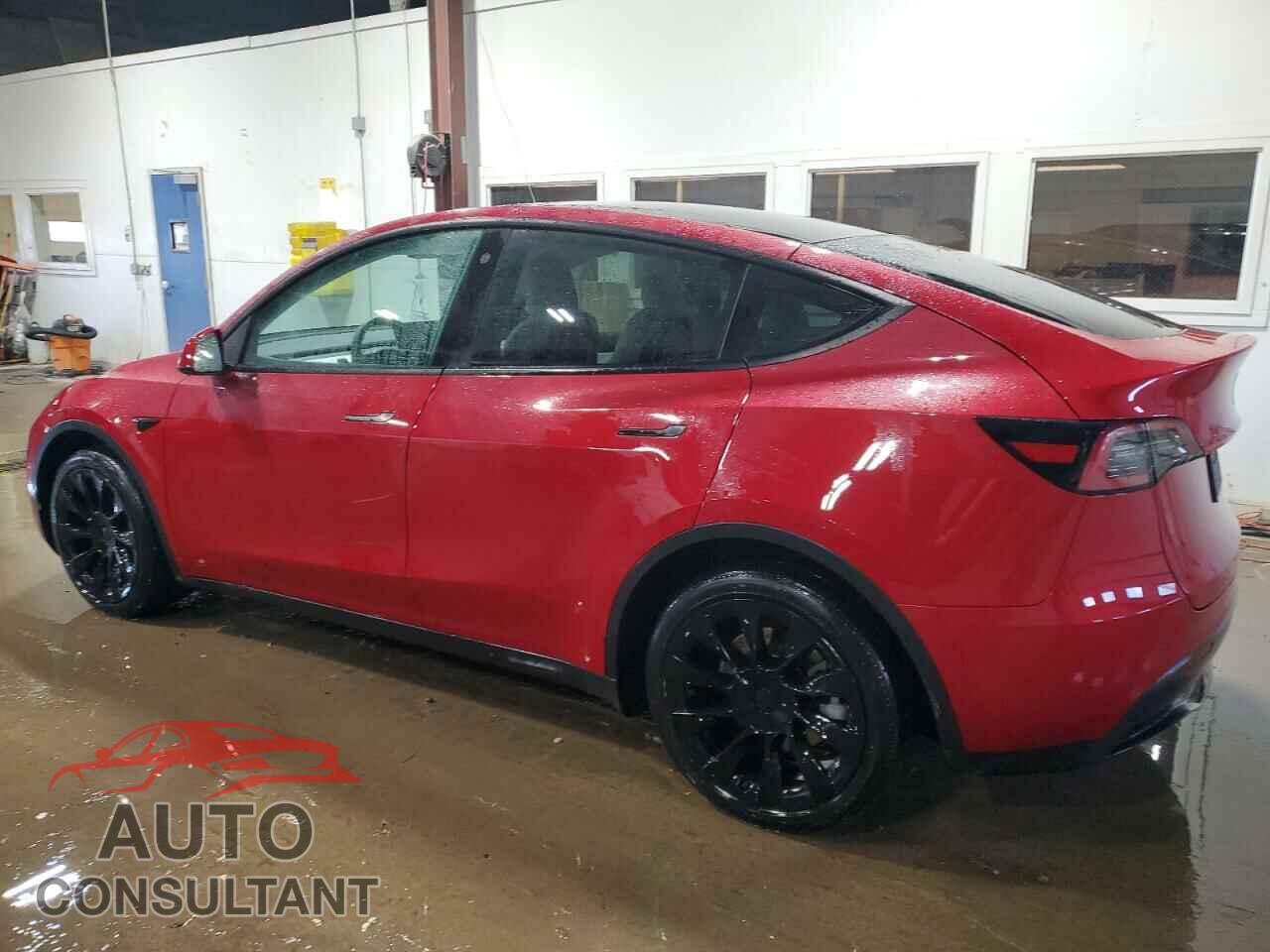 TESLA MODEL Y 2022 - 7SAYGDEE9NF355187
