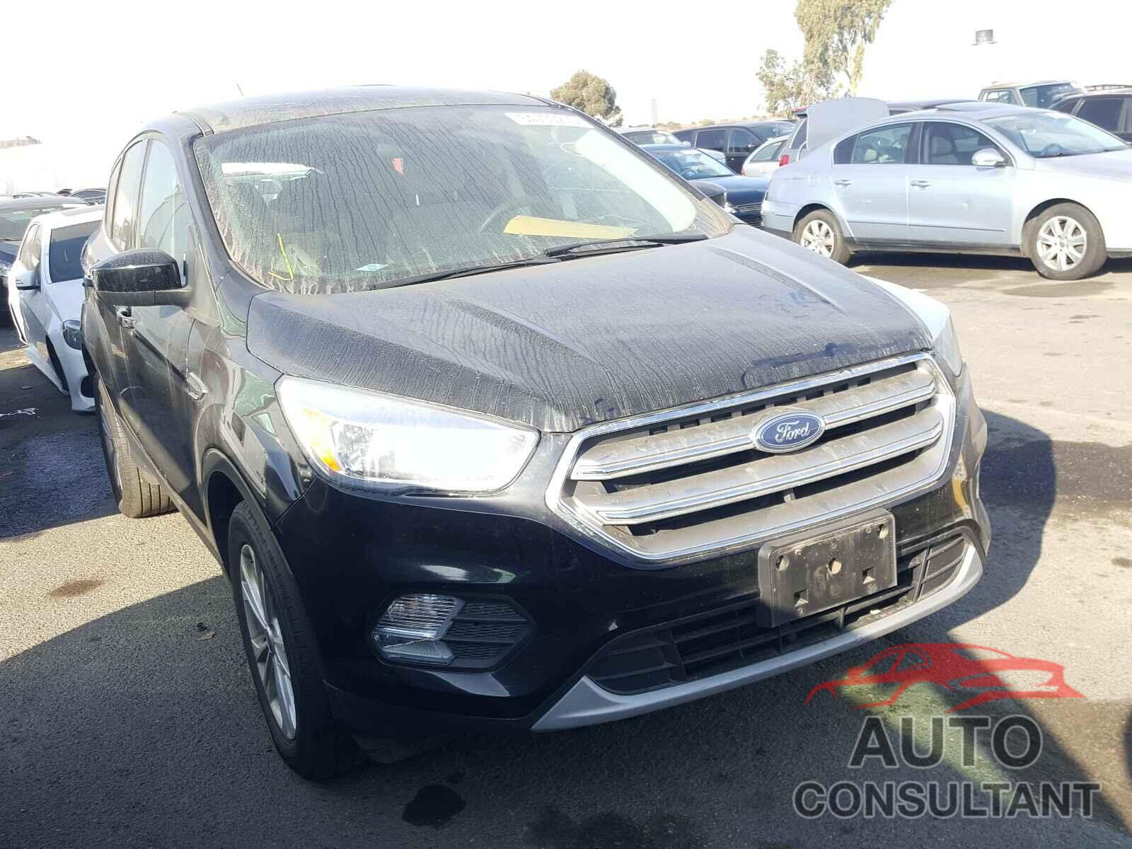 FORD ESCAPE 2017 - 1FMCU9GDXHUD43624