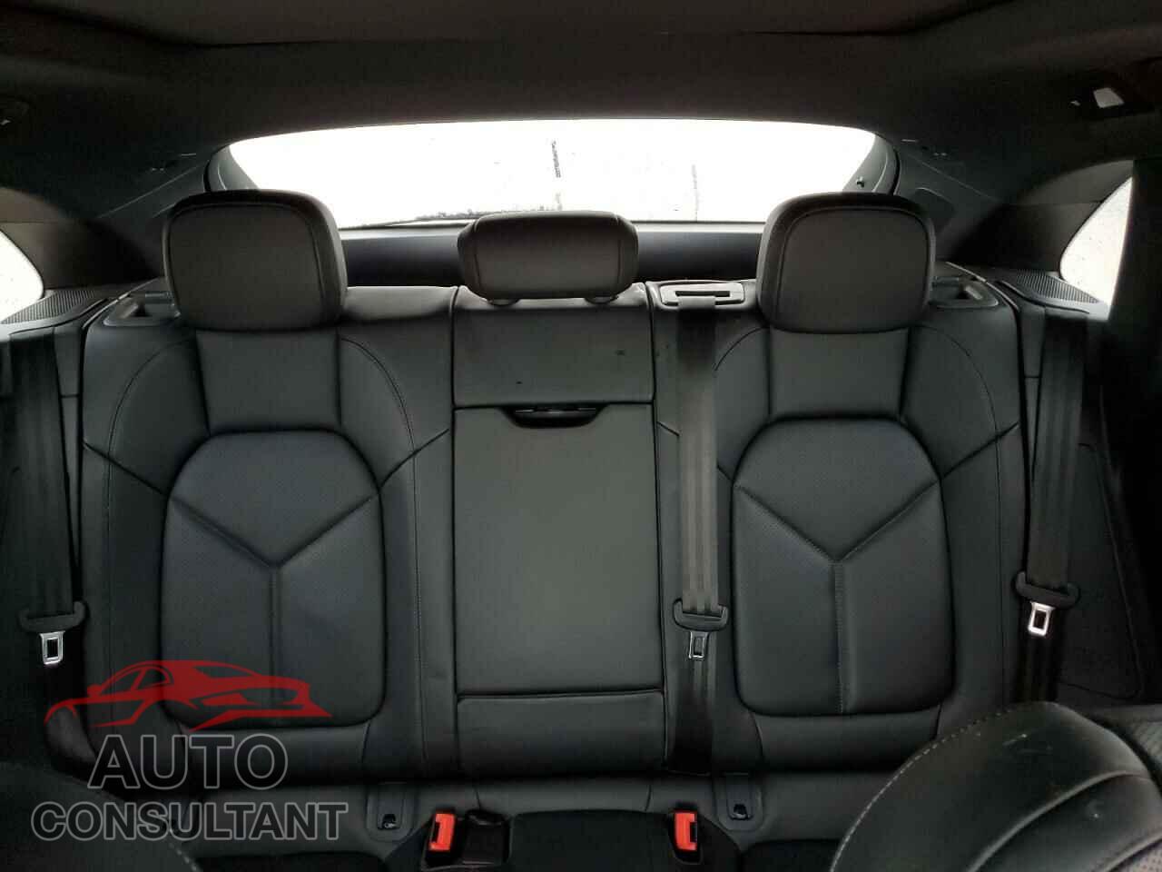 PORSCHE MACAN BASE 2024 - WP1AA2A50RLB11519