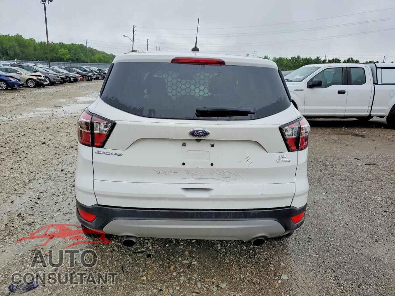 FORD ESCAPE 2017 - 1FMCU0GDXHUF09197