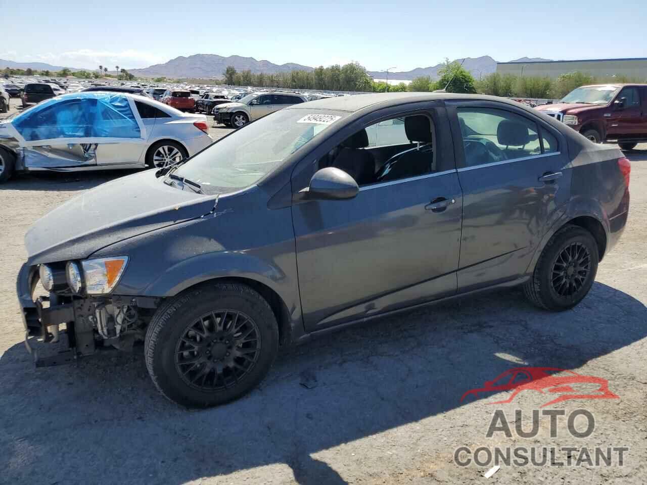 CHEVROLET SONIC 2013 - 1G1JC5SG0D4230244