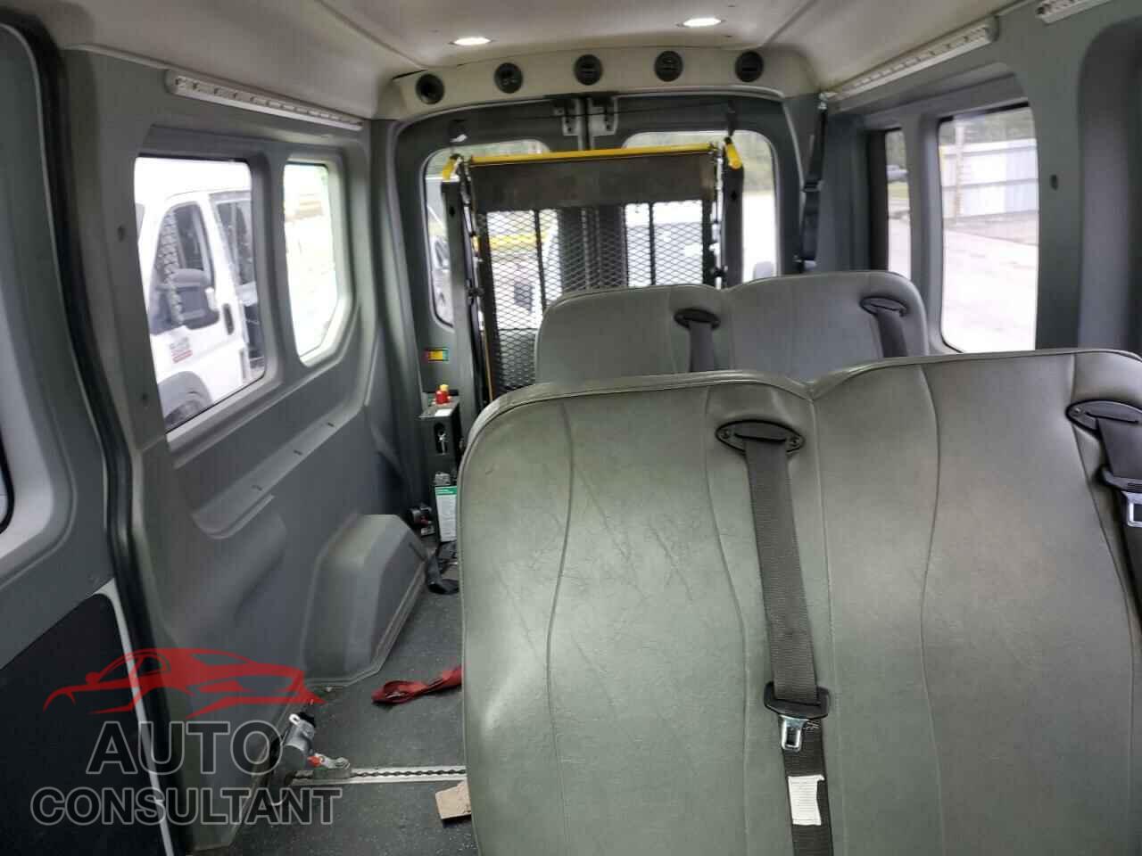 FORD TRANSIT 2018 - 1FTYE2CM1JKB06591