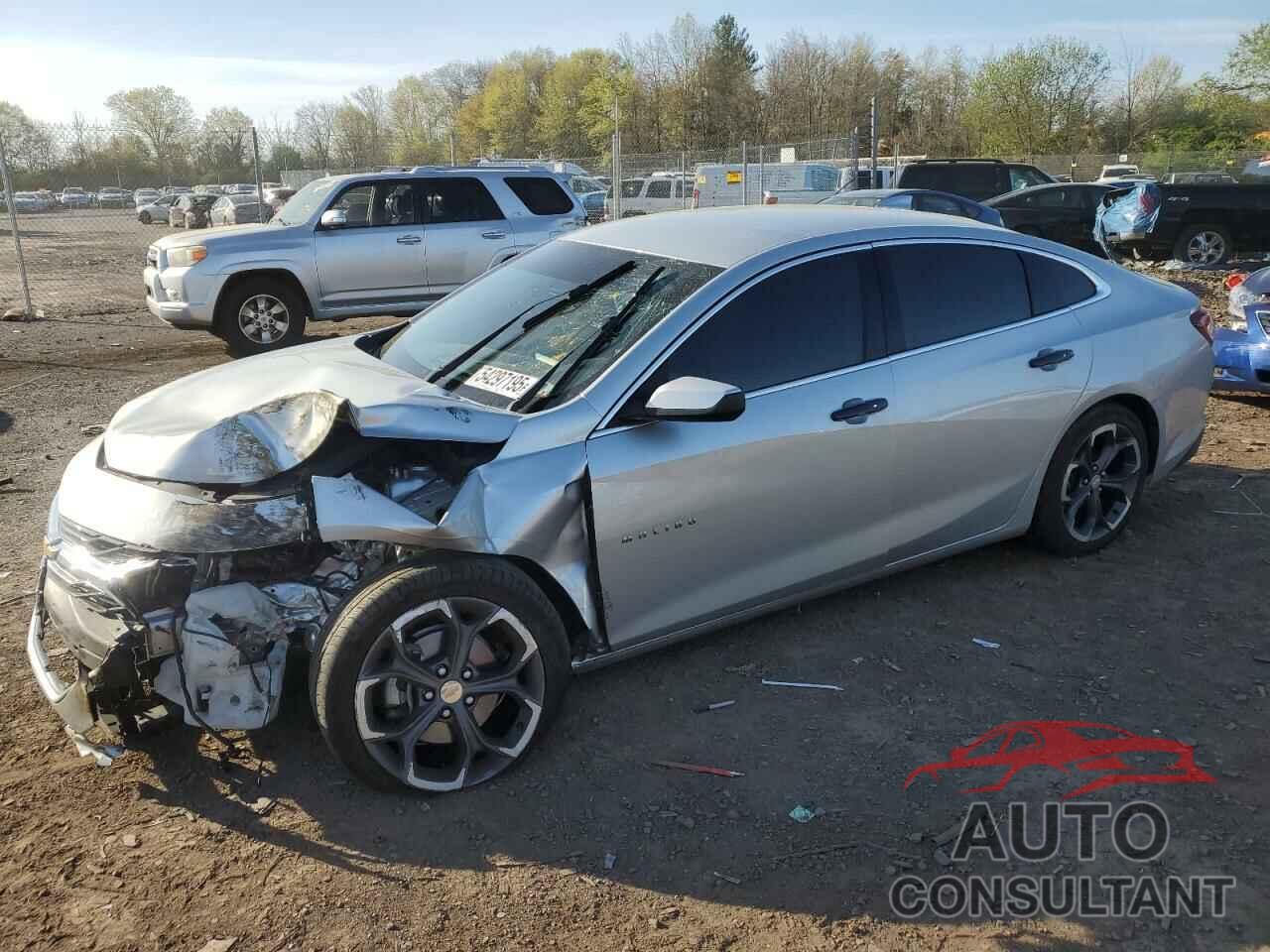 CHEVROLET MALIBU 2022 - 1G1ZD5ST1NF144931