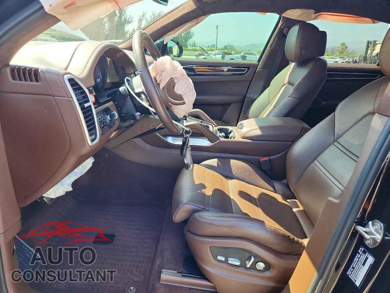 PORSCHE CAYENNE 2019 - WP1AF2AY8KDA80189