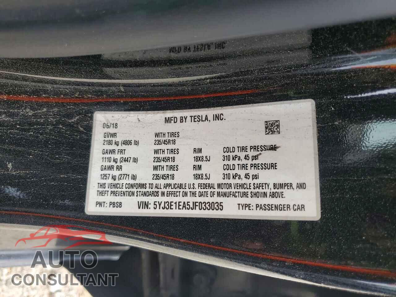 TESLA MODEL 3 2018 - 5YJ3E1EA5JF033035