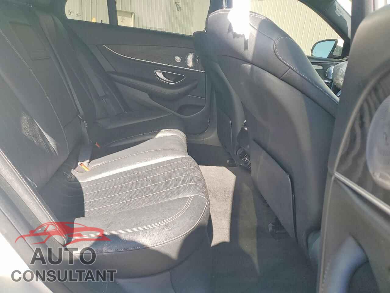 MERCEDES-BENZ E-CLASS 2019 - WDDZF4JB5KA627342