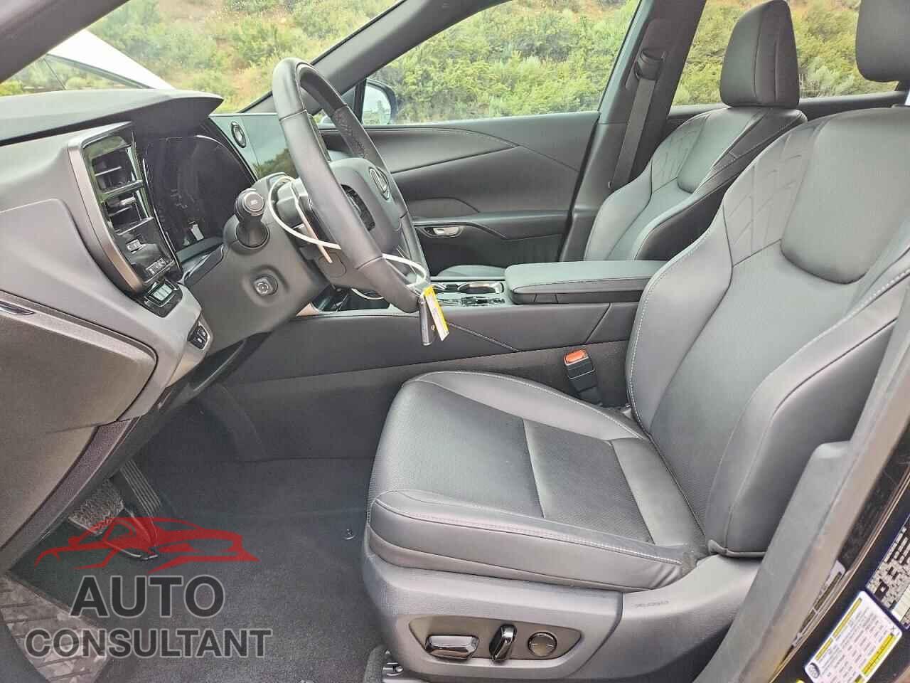 LEXUS RX300 2025 - 2T2BBMCA5SC070824
