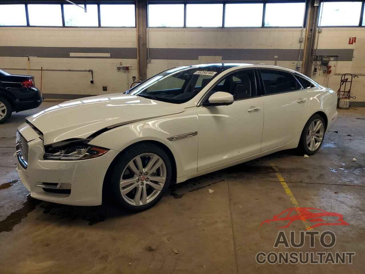 JAGUAR XJ 2016 - SAJWJ2GD6G8V94005