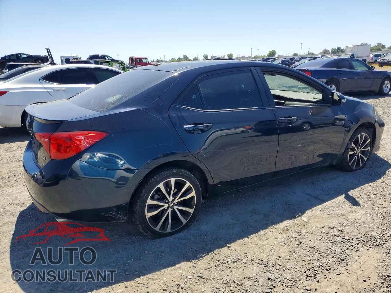 TOYOTA COROLLA 2017 - 5YFBURHE8HP634675