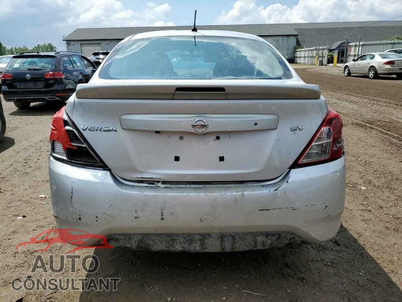 NISSAN VERSA 2019 - 3N1CN7AP3KL862530