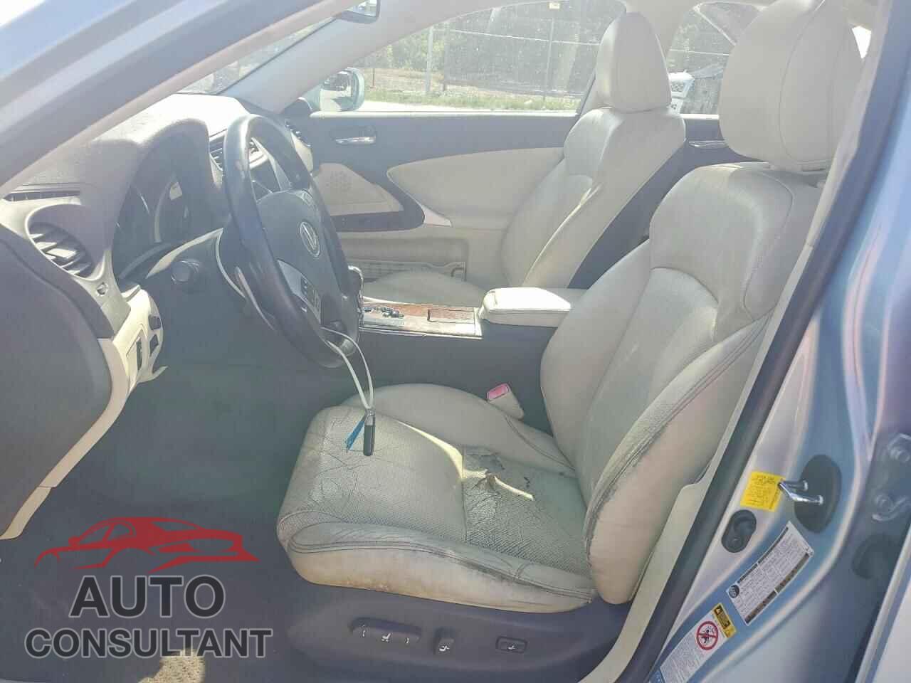 LEXUS IS 2013 - JTHBF5C26D5185339