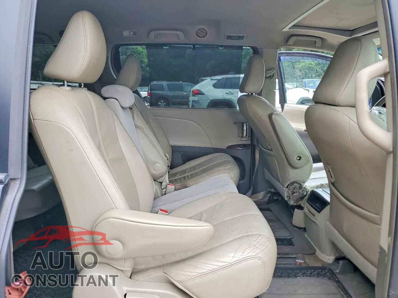 TOYOTA SIENNA 2012 - 5TDYK3DC6CS249214