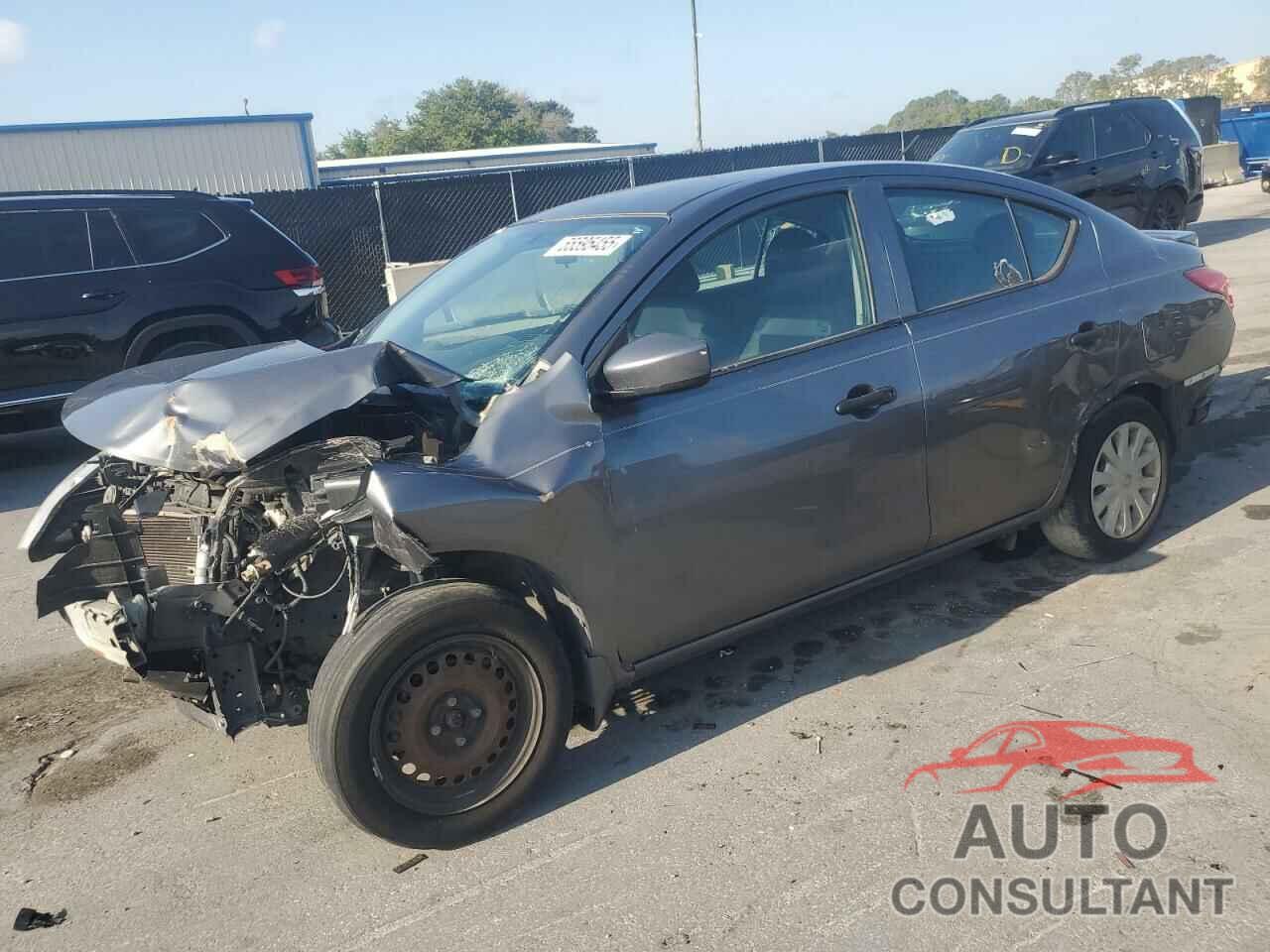 NISSAN VERSA 2018 - 3N1CN7AP0JL816362