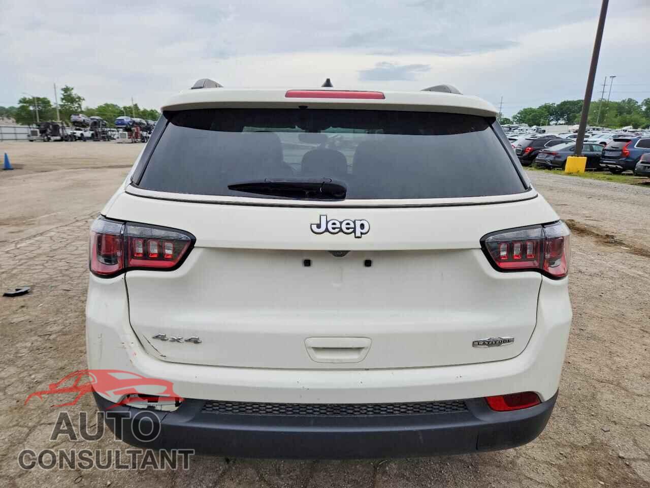 JEEP COMPASS 2018 - 3C4NJDBB5JT423721