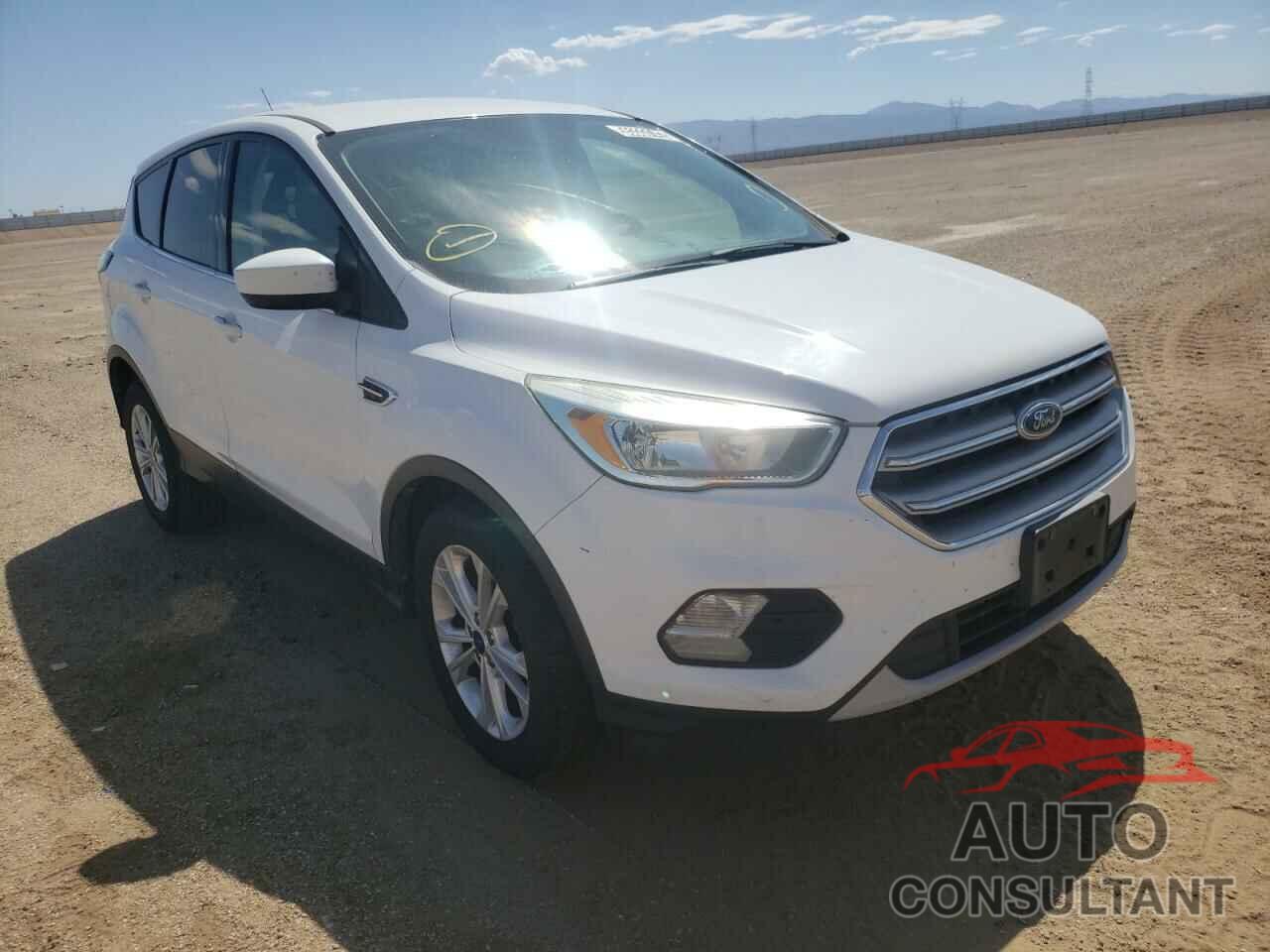 FORD ESCAPE 2017 - 1FMCU0GD5HUC78807