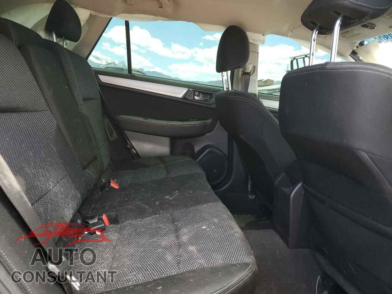 SUBARU OUTBACK 2017 - 4S4BSACC1H3366022
