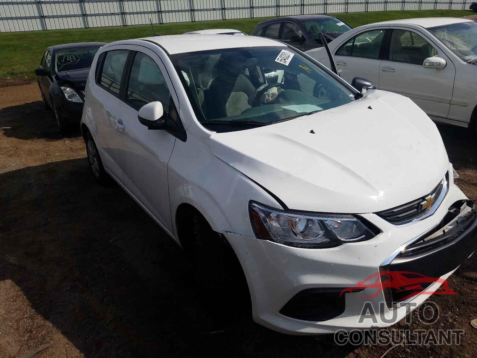 CHEVROLET SONIC 2017 - 1G1JG6SH1H4173335