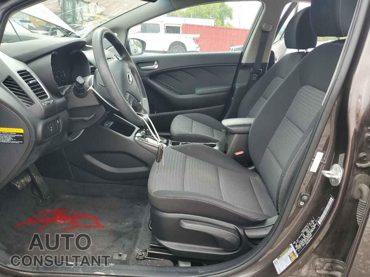 KIA FORTE 2017 - 3KPFL4A7XHE140306