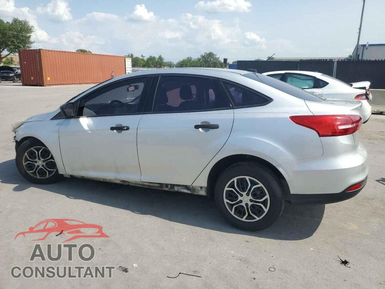 FORD FOCUS 2017 - 1FADP3E2XHL256607