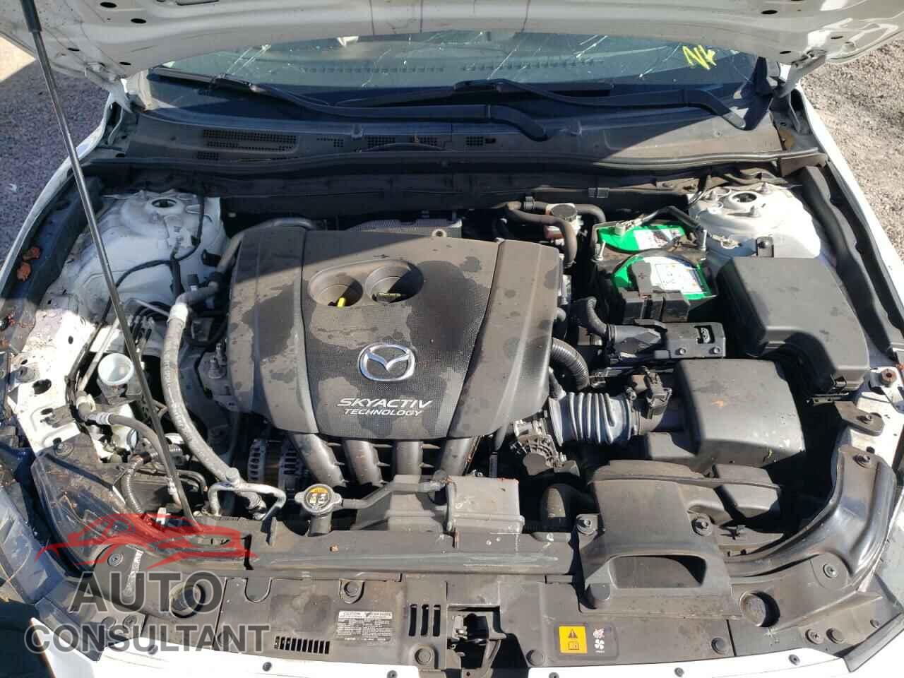MAZDA 3 2017 - JM1BN1K76H1122443