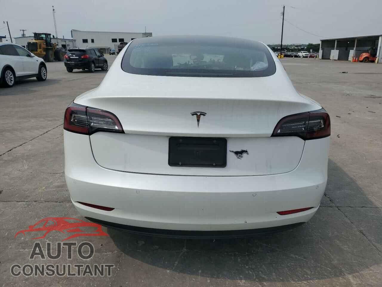 TESLA MODEL 3 2021 - 5YJ3E1EA4MF976280