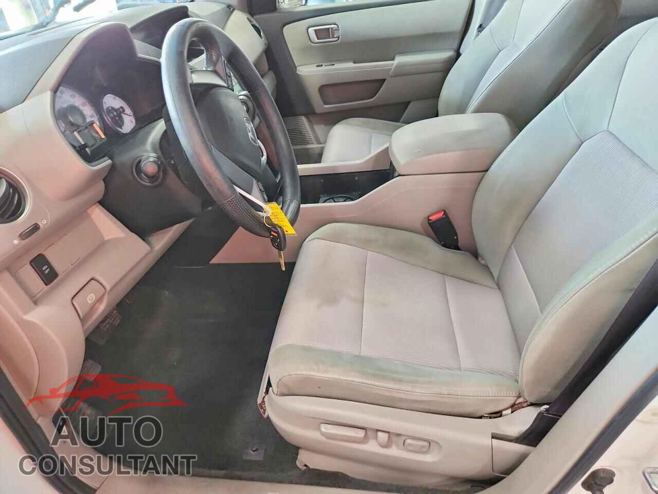 HONDA PILOT 2011 - 5FNYF4H49BB082802