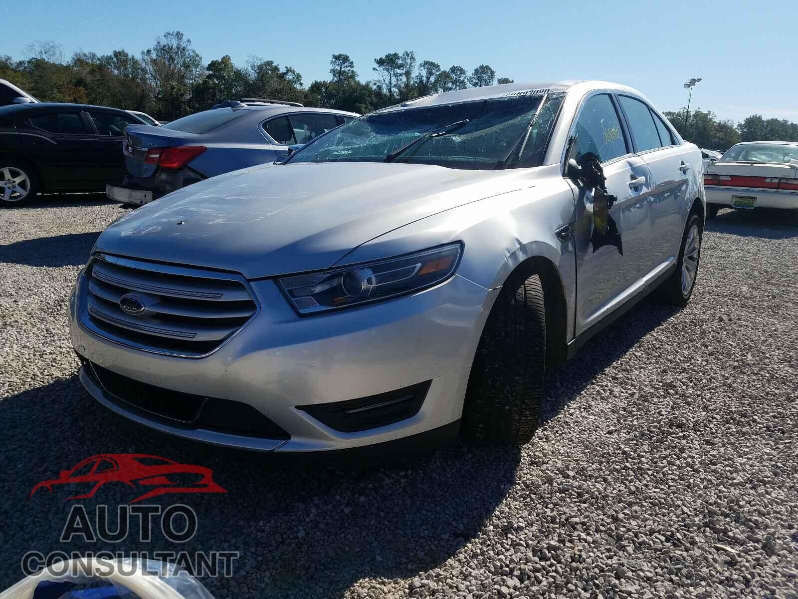 FORD TAURUS 2017 - 1FAHP2F86HG104511
