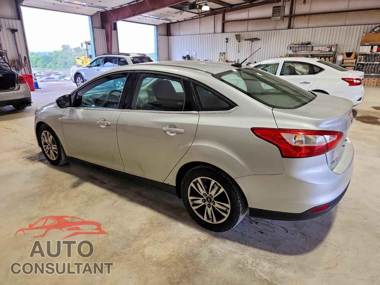 FORD FOCUS 2012 - 1FAHP3H25CL403907