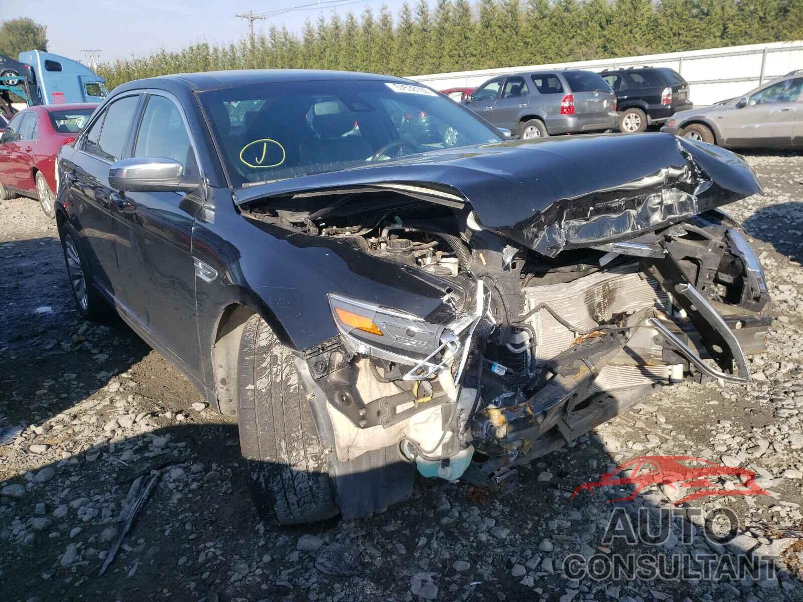 FORD TAURUS 2017 - 1FAHP2F82HG108359