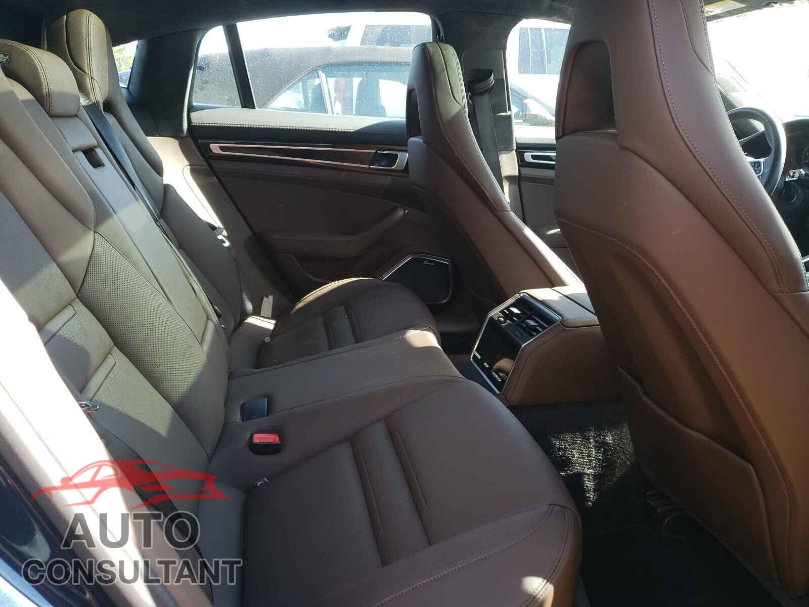 PORSCHE PANAMERA 2018 - WP0AF2A79JL142292