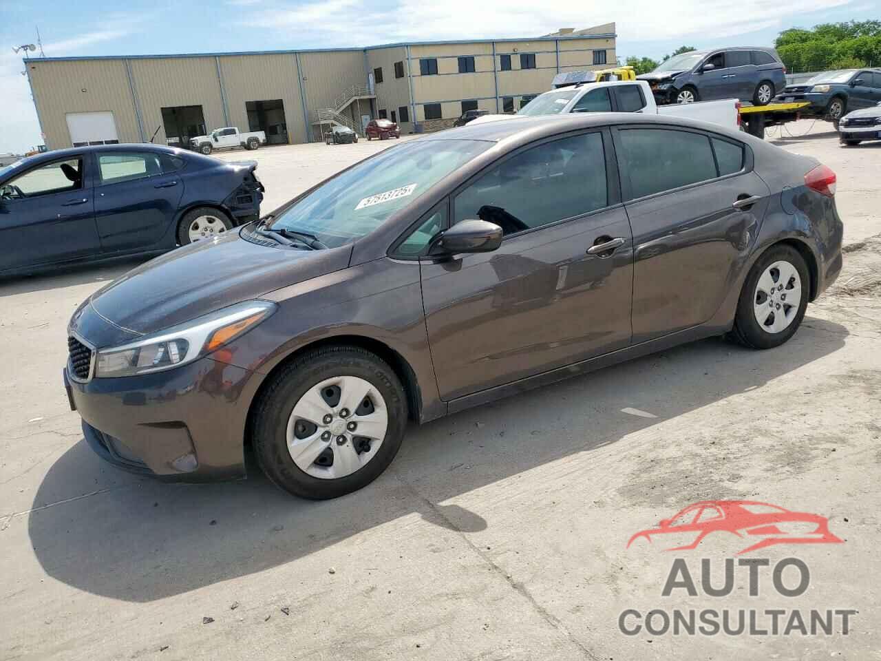 KIA FORTE 2018 - 3KPFL4A79JE201893