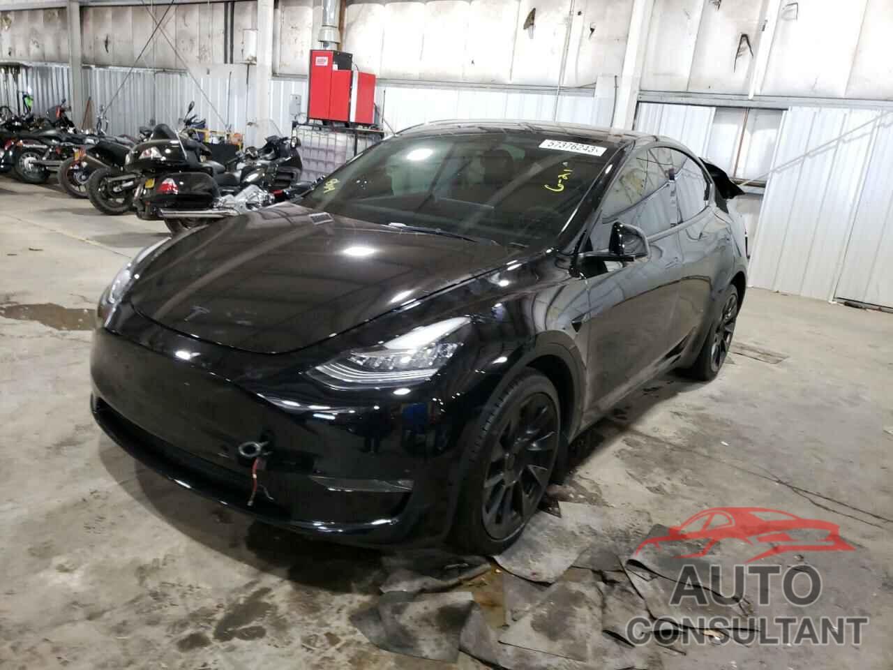 TESLA MODEL Y 2021 - 5YJYGDEE1MF245469