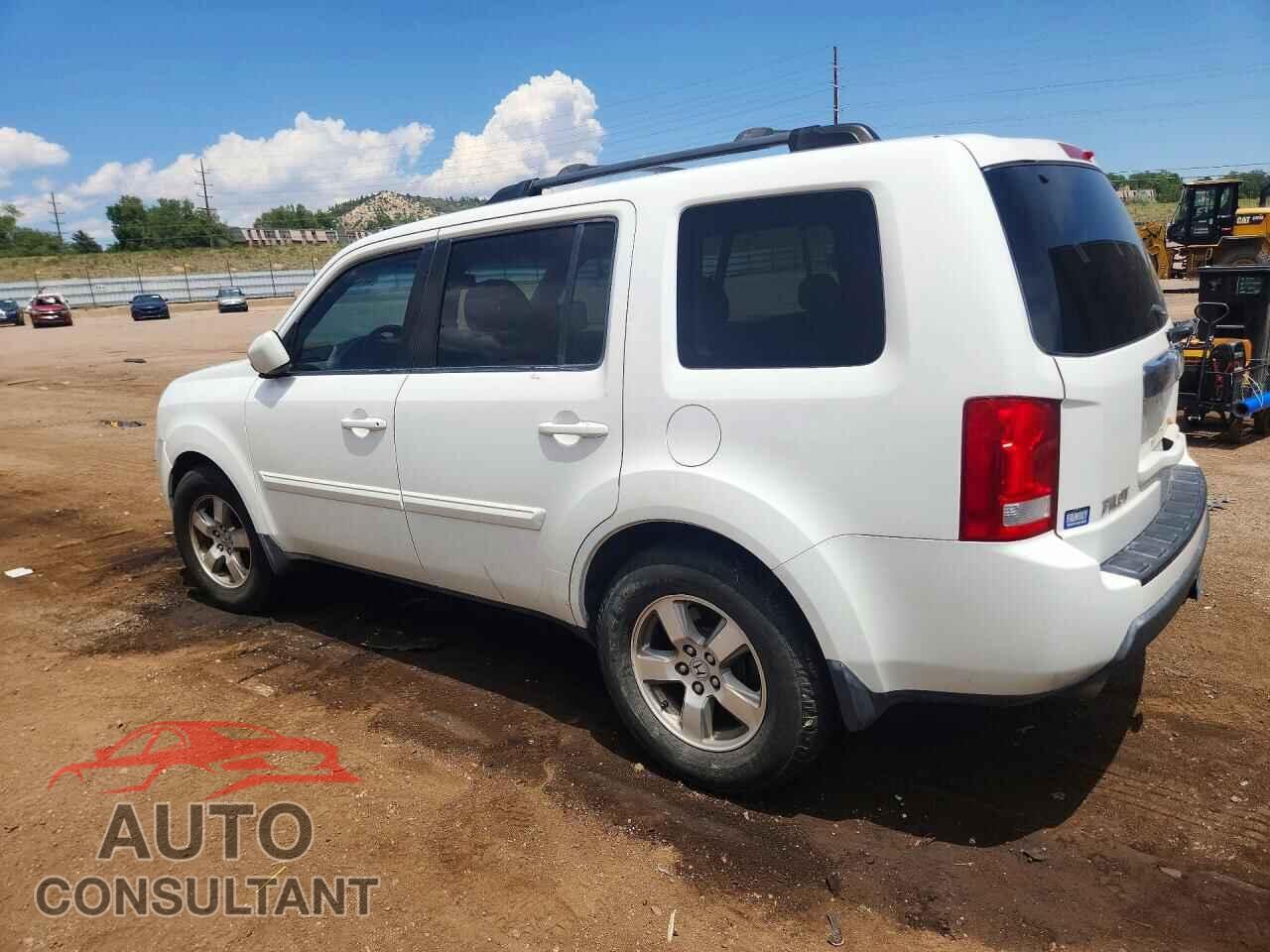 HONDA PILOT 2009 - 5FNYF48629B030813