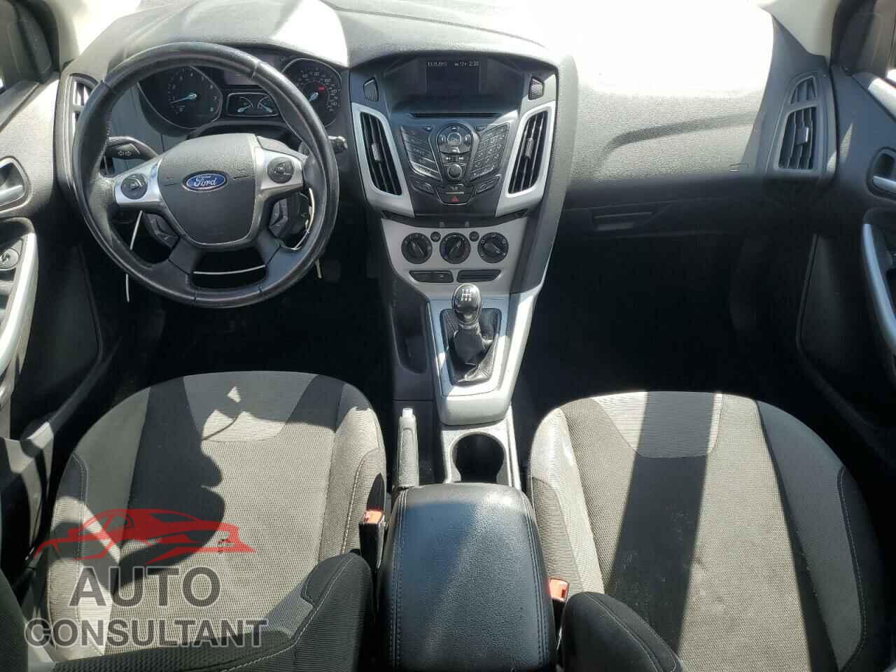 FORD FOCUS 2012 - 1FAHP3K24CL410047