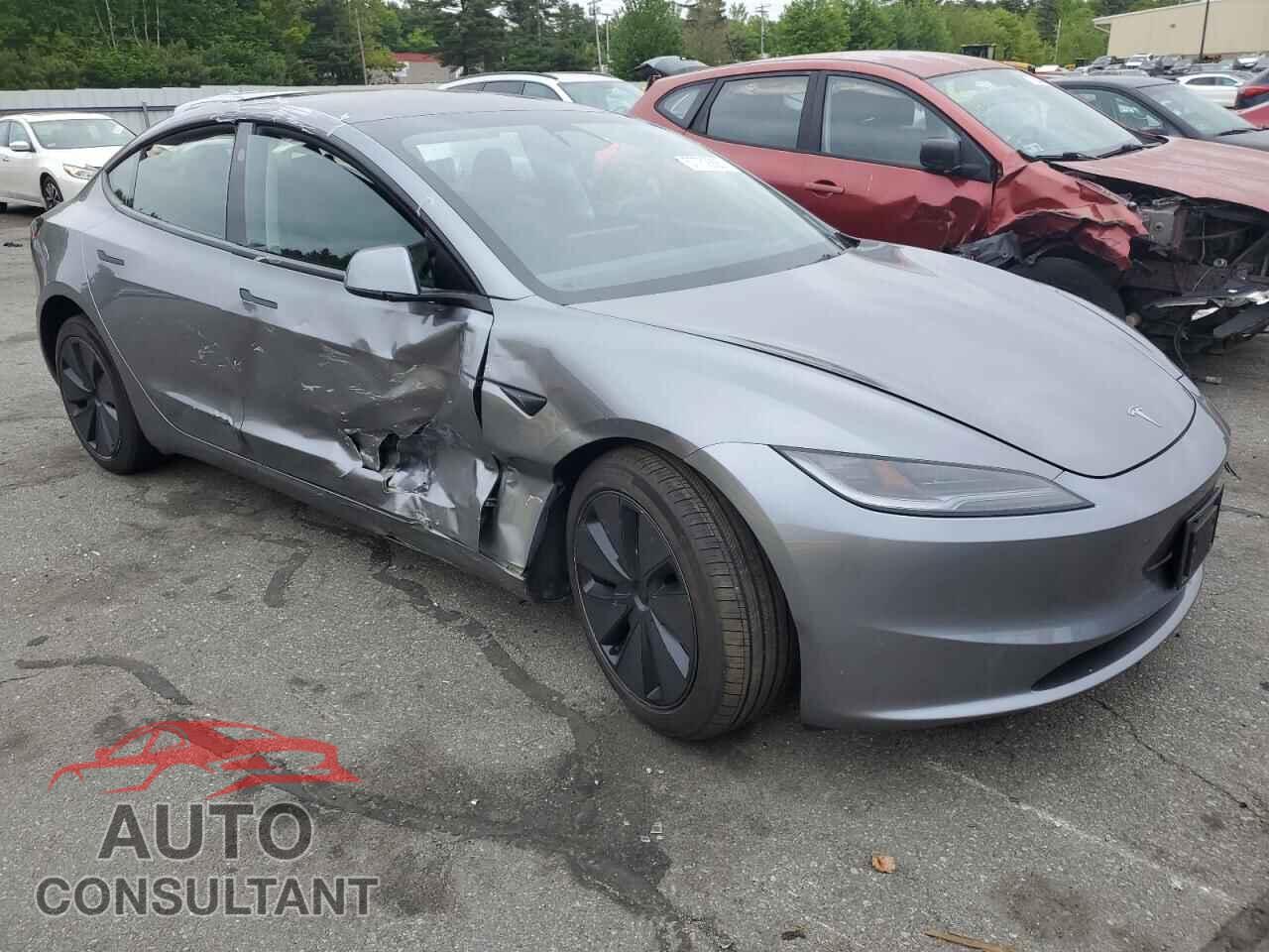 TESLA MODEL 3 2024 - 5YJ3E1EA4RF873268