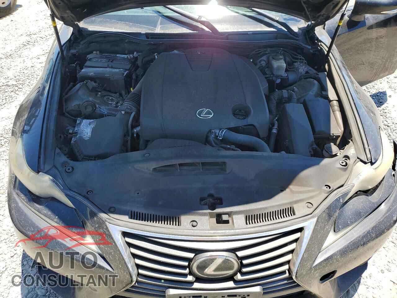 LEXUS IS 2014 - JTHBF1D20E5017902