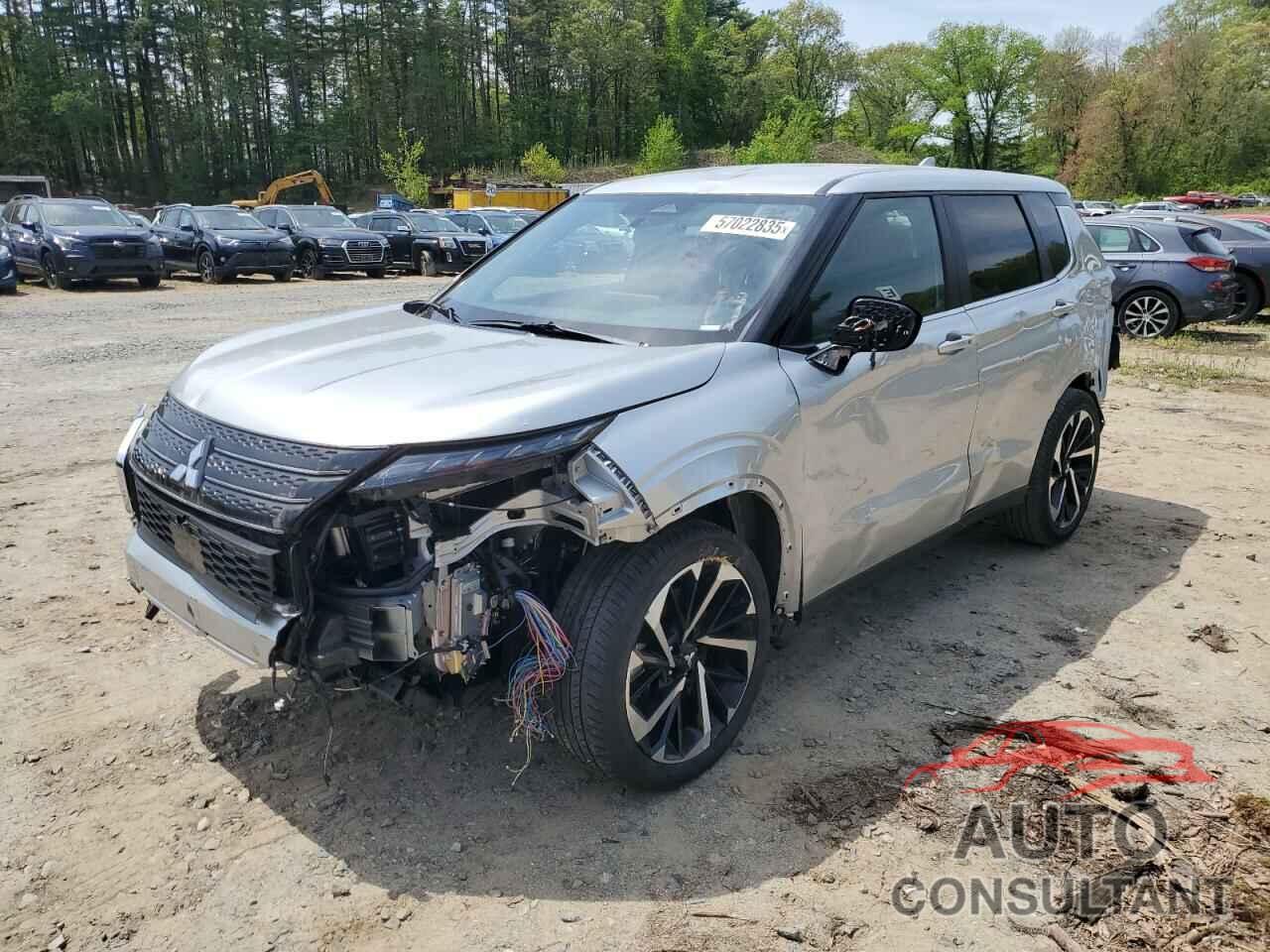 MITSUBISHI OUTLANDER 2024 - JA4J3VA80RZ049103