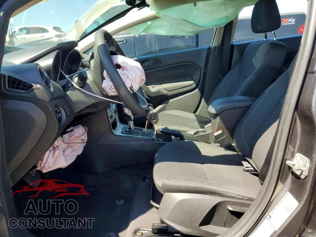 FORD FIESTA 2017 - 3FADP4EJ5HM167958