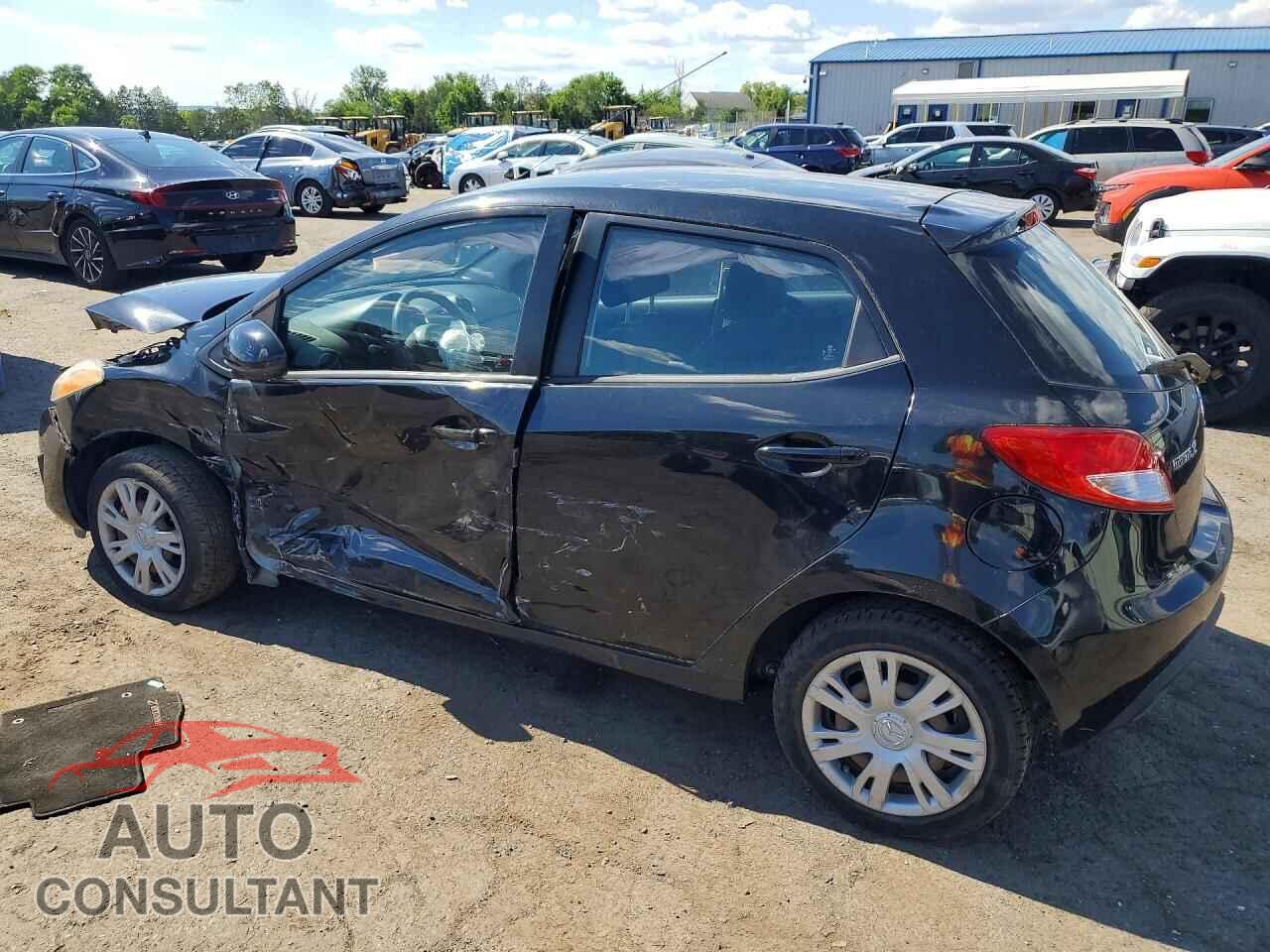 MAZDA 2 2013 - JM1DE1KY8D0170821