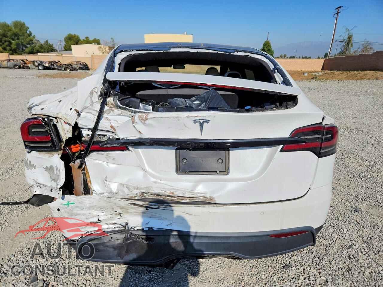 TESLA MODEL X 2022 - 7SAXCDE59NF339045