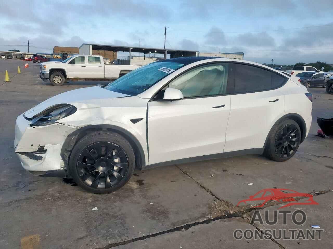TESLA MODEL Y 2022 - 7SAYGAEE0NF362740