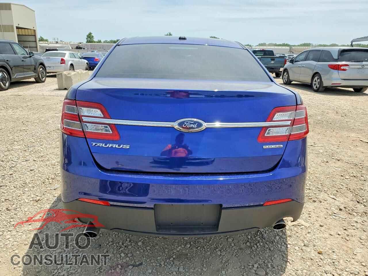 FORD TAURUS 2015 - 1FAHP2D85FG104936