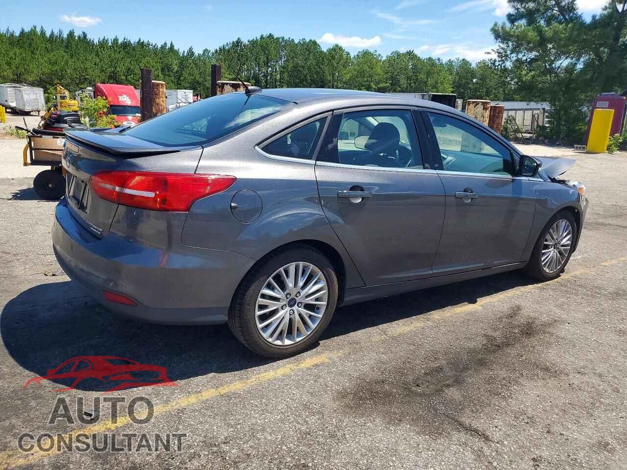 FORD FOCUS 2016 - 1FADP3J20GL215357