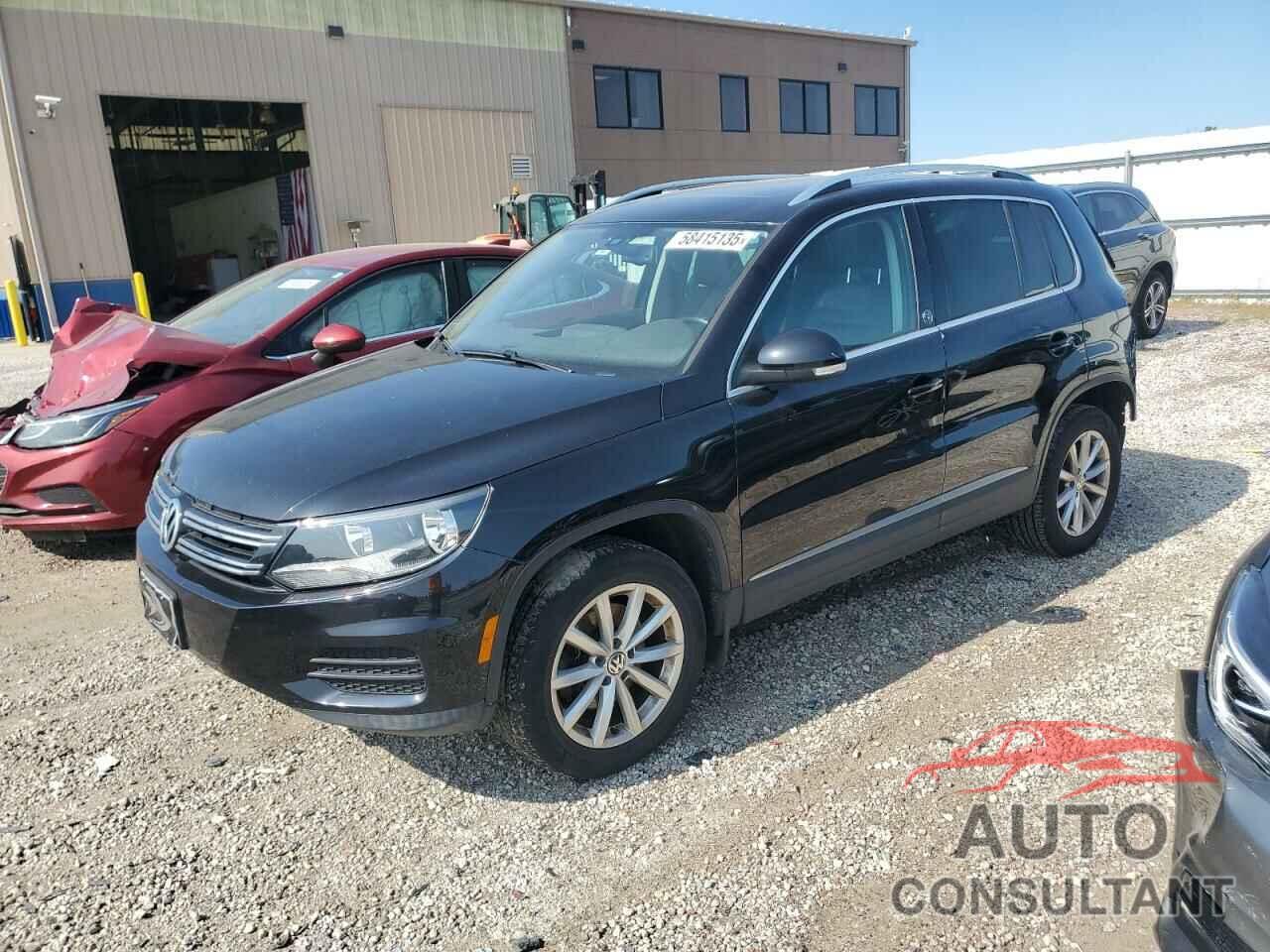 VOLKSWAGEN TIGUAN 2017 - WVGSV7AX2HK024374