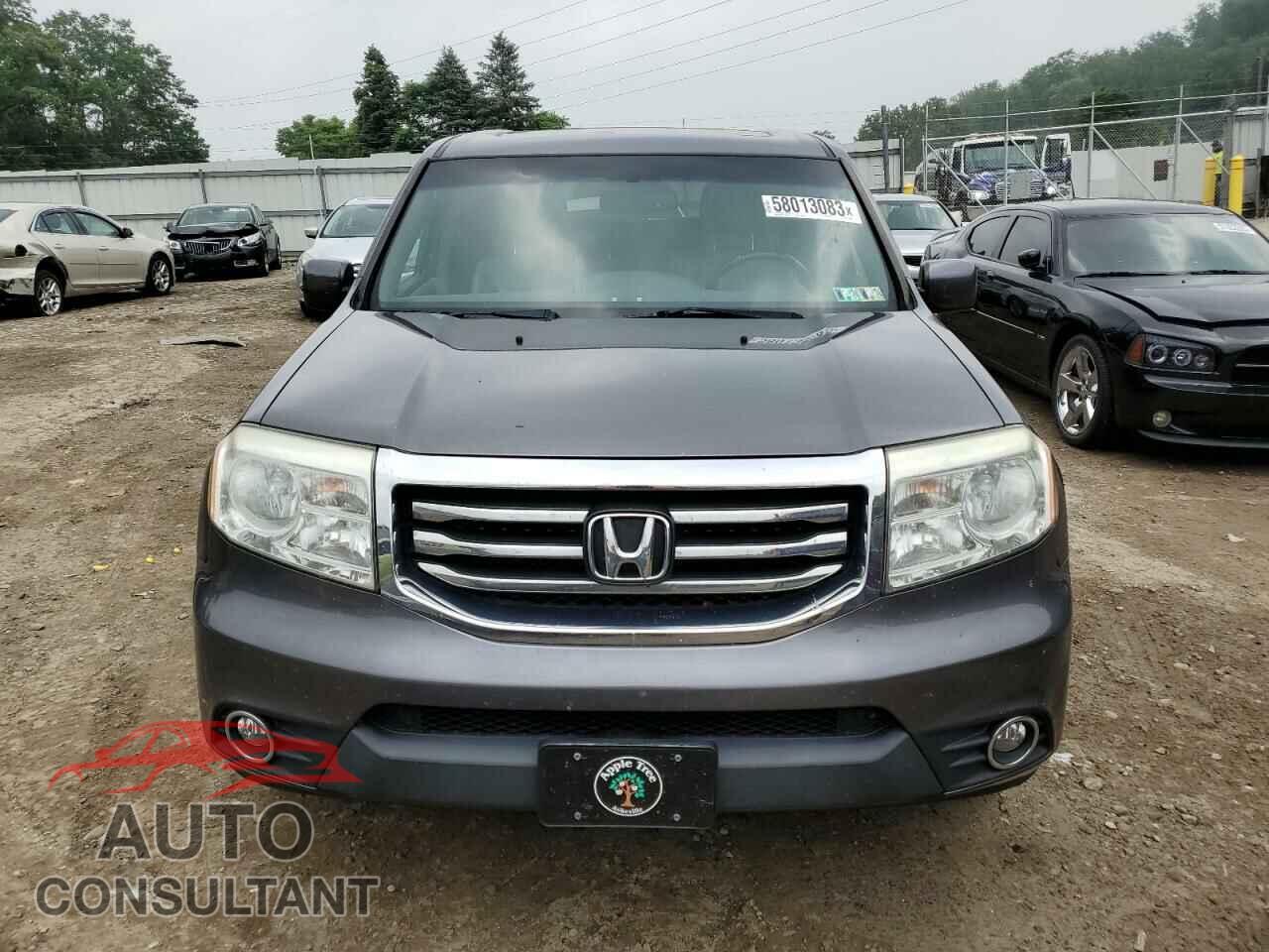 HONDA PILOT 2015 - 5FNYF4H57FB048260